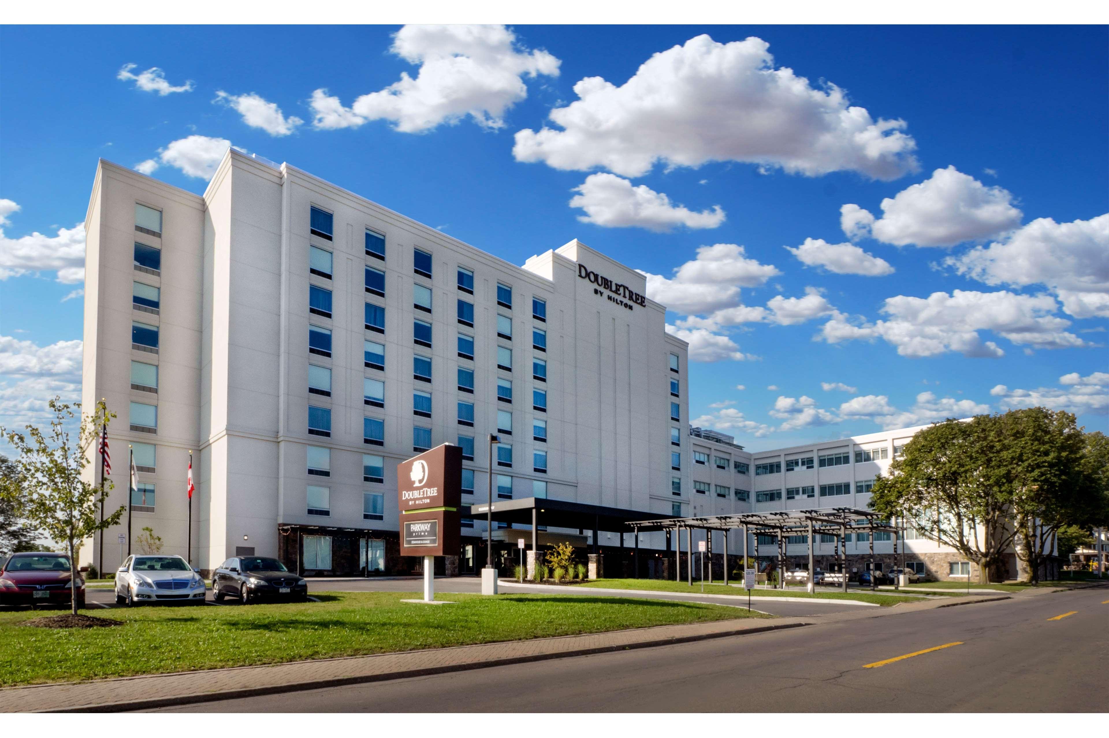 Doubletree By Hilton Hotel Niagara Falls New York Exterior photo